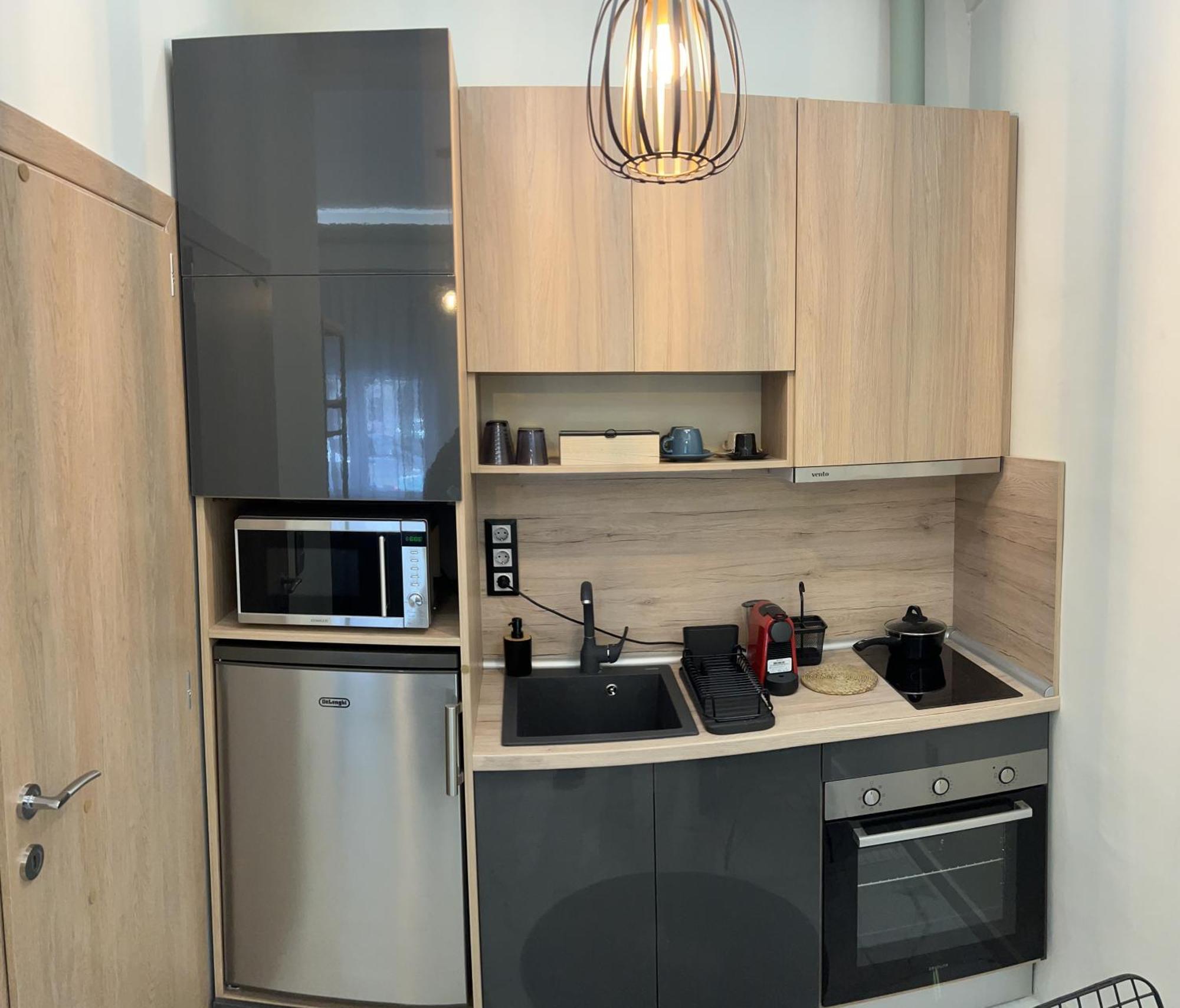 Elnef Suites เทสซาโลนิกิ ภายนอก รูปภาพ
